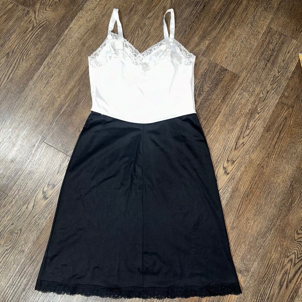 Vtg VAN ROALTE Full Slip Black Cream Lace Nylon 36 - Picture 6 of 7
